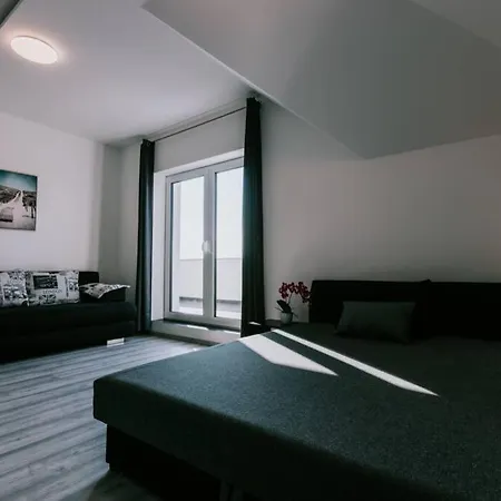 Laura Apartmanhaz Apartment